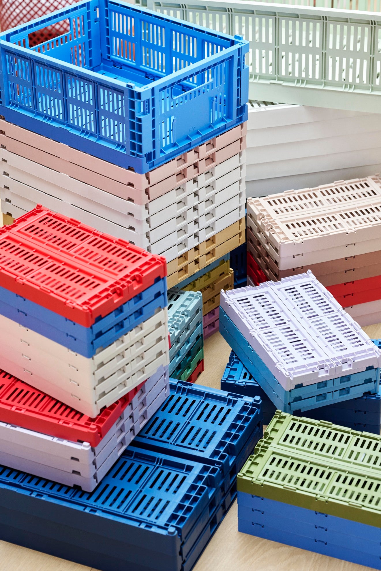 HAY - Stapelkiste "Colour Crate" S Light Grey