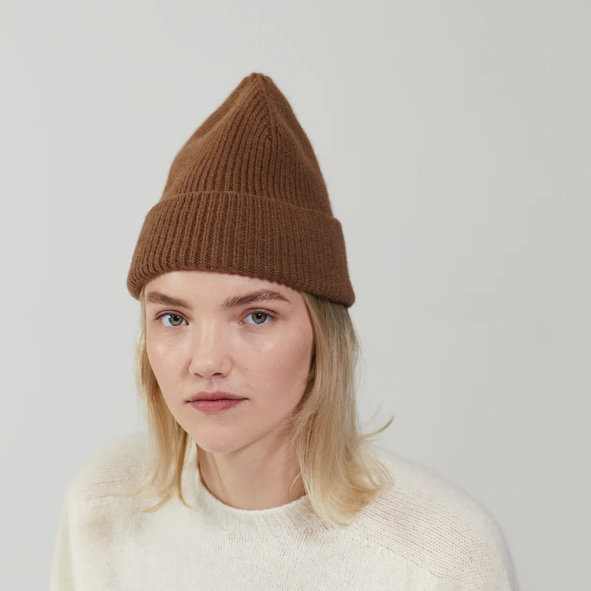 LE BONNET - Strickmütze "Beanie" Walnut