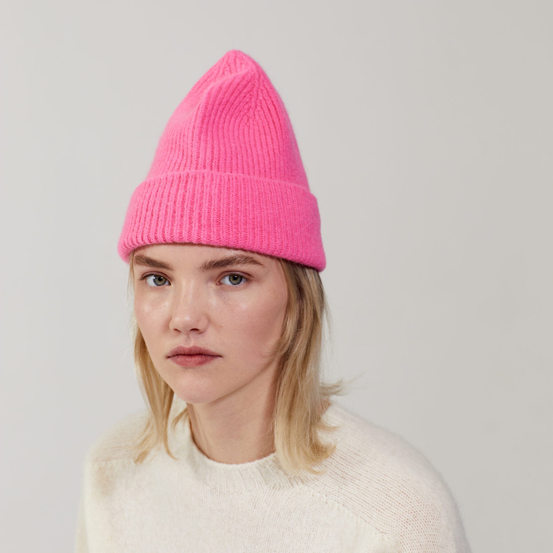 LE BONNET - Strickmütze "Beanie" Bubblegum One Size