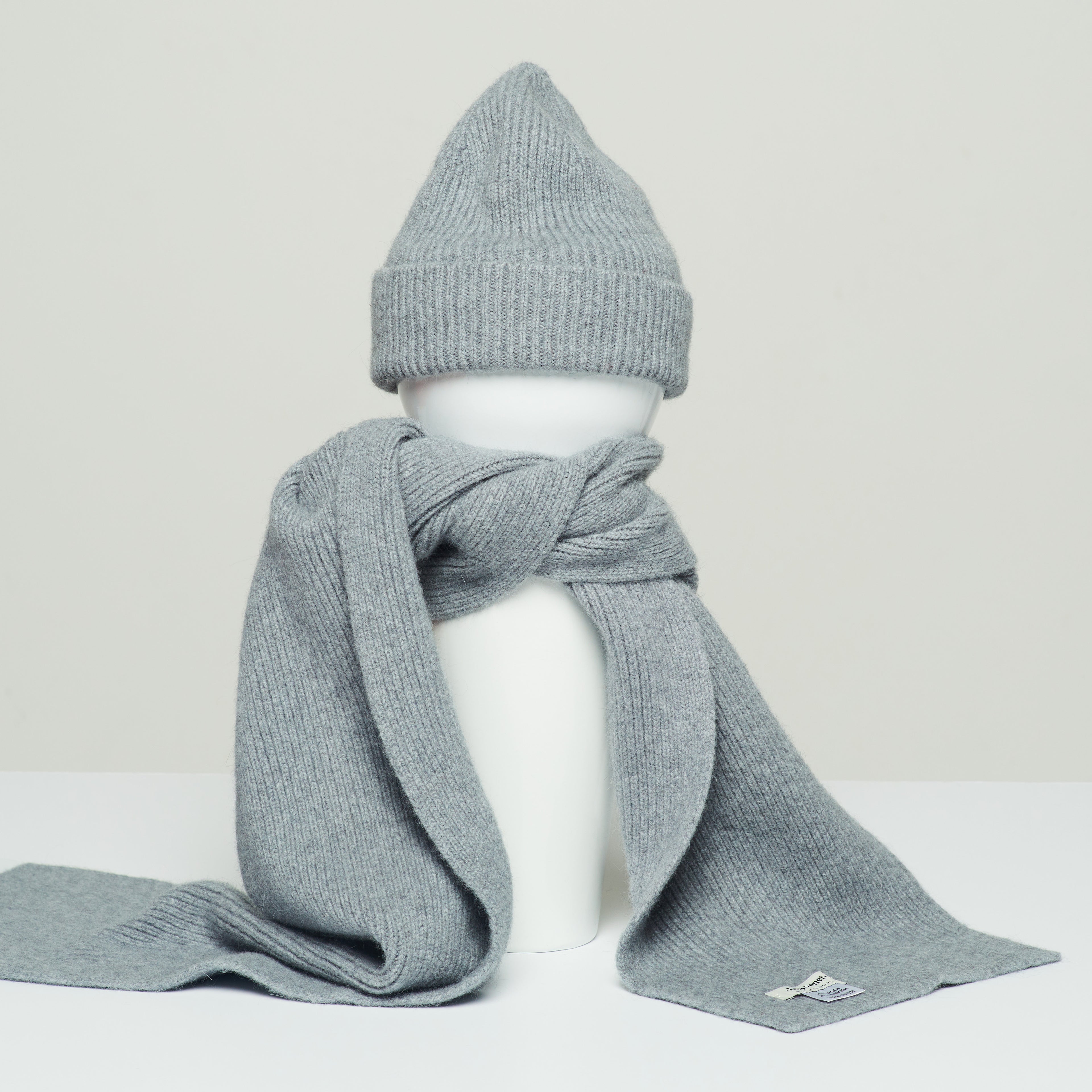 LE BONNET - Strickschal Smoke