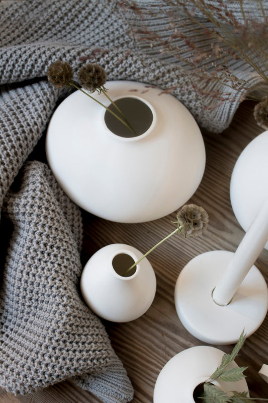 STOREFACTORY - Vase "Källa" L White Round - - No59 Conceptstore Cologne
