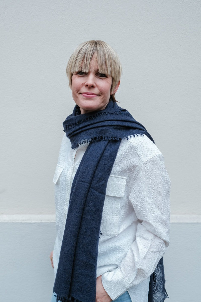PUR SCHOEN - Kaschmirschal "247-4031" in Navy Dark