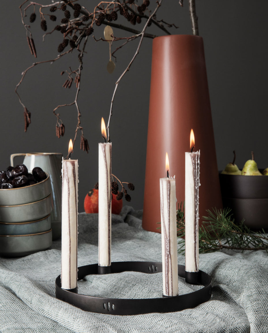 FERM LIVING - Kerzenkranz "Candle Holder Circle" Small in Schwarz - - No59 Conceptstore Cologne