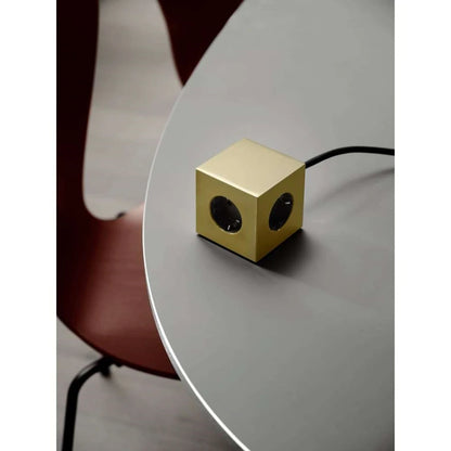AVOLT - Steckdosenleiste &quot;Square 1&quot; USB + Magnet Brass