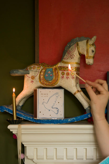 ARCHIVIST - Peave Dove Matches, B285