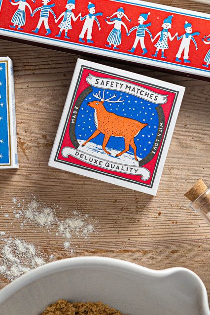 ARCHIVIST - Luxury matches Rentier Matches, B109