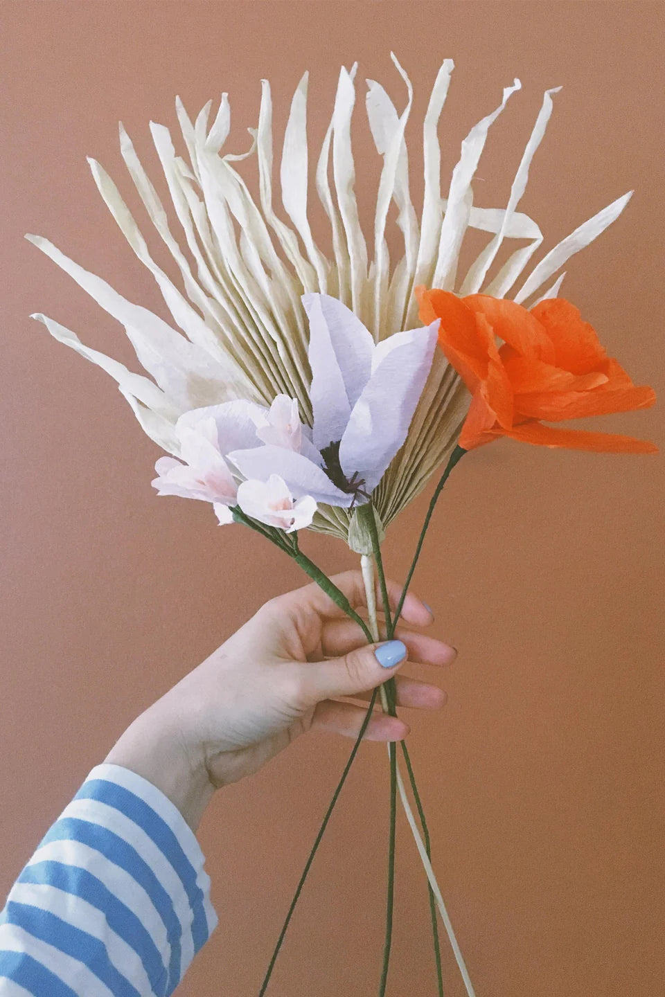 STUDIO ABOUT - PAPER FLOWER, PALM, SAND, 350550S