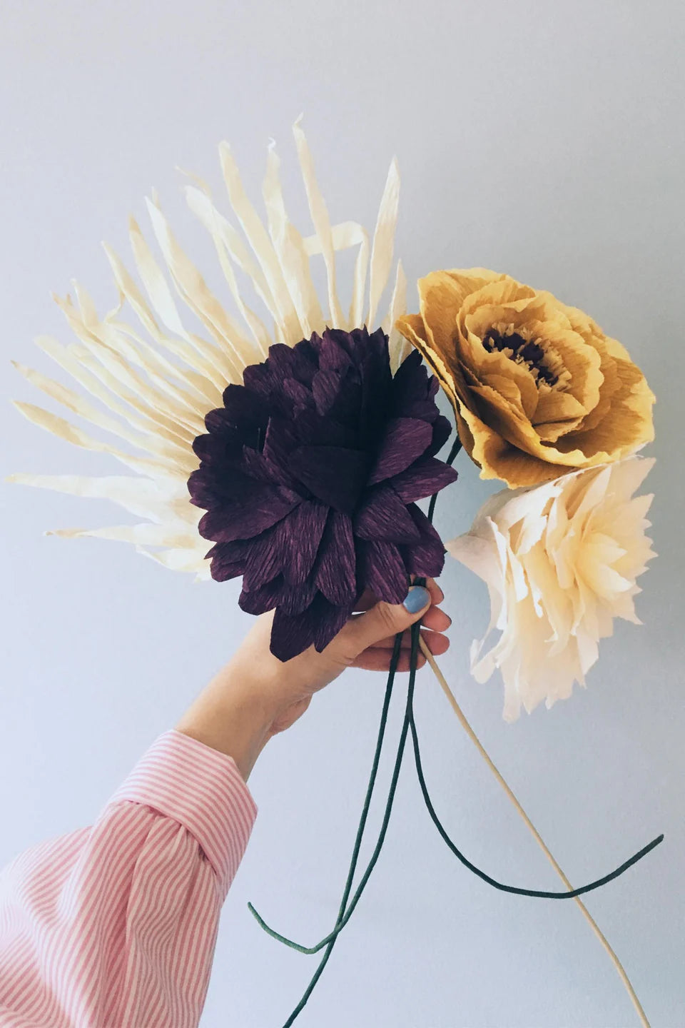 STUDIO ABOUT - PAPER FLOWER, PALM, SAND, 350550S