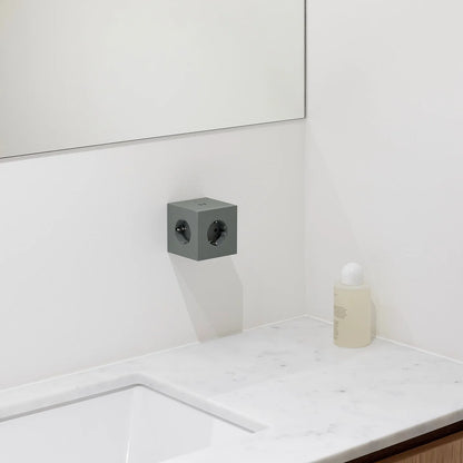 AVOLT - Steckdosenwürfel &quot;Square 2&quot; Oak Green