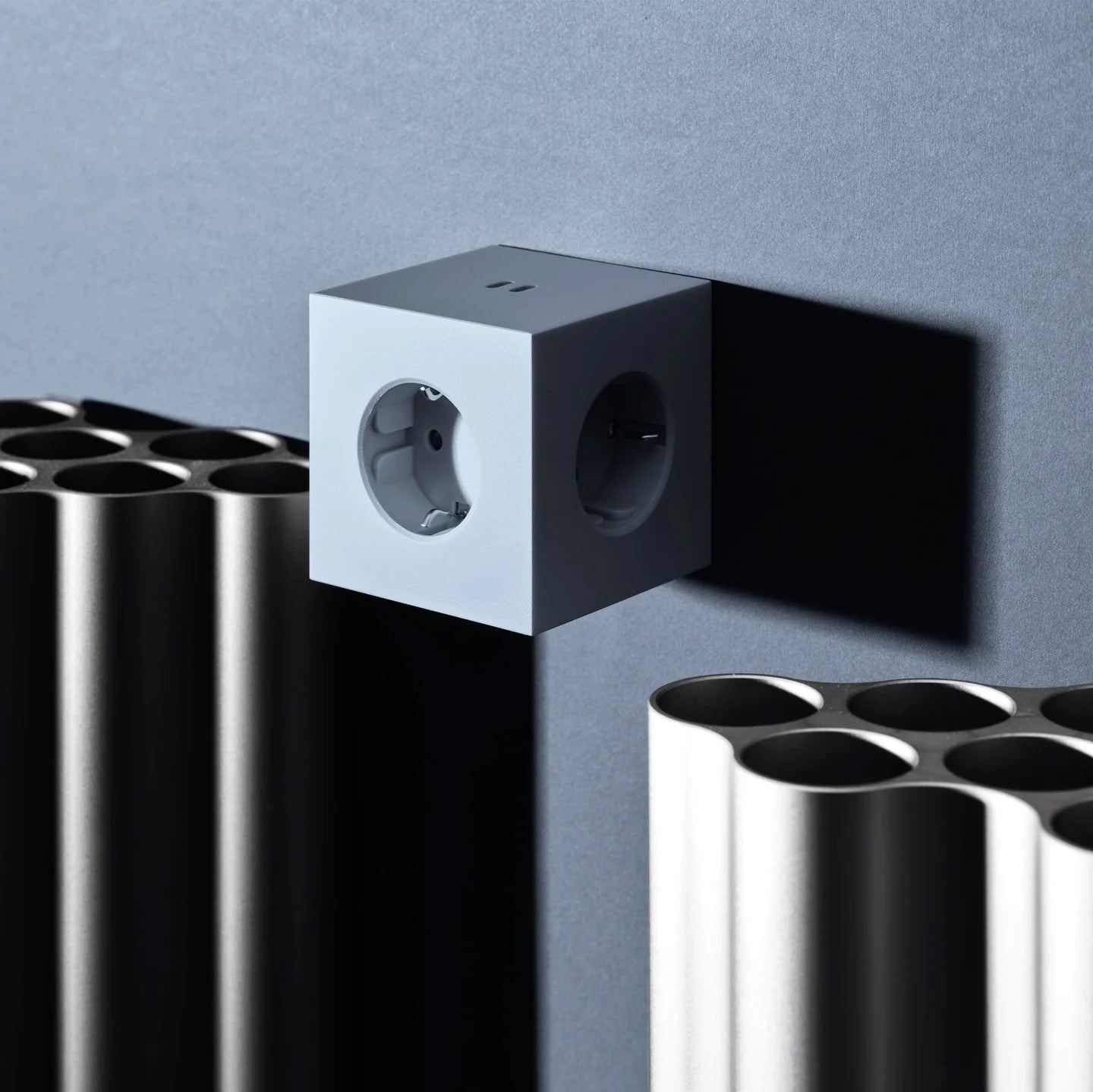 AVOLT - Steckdosenwürfel &quot;Square 2&quot; Shark Blue