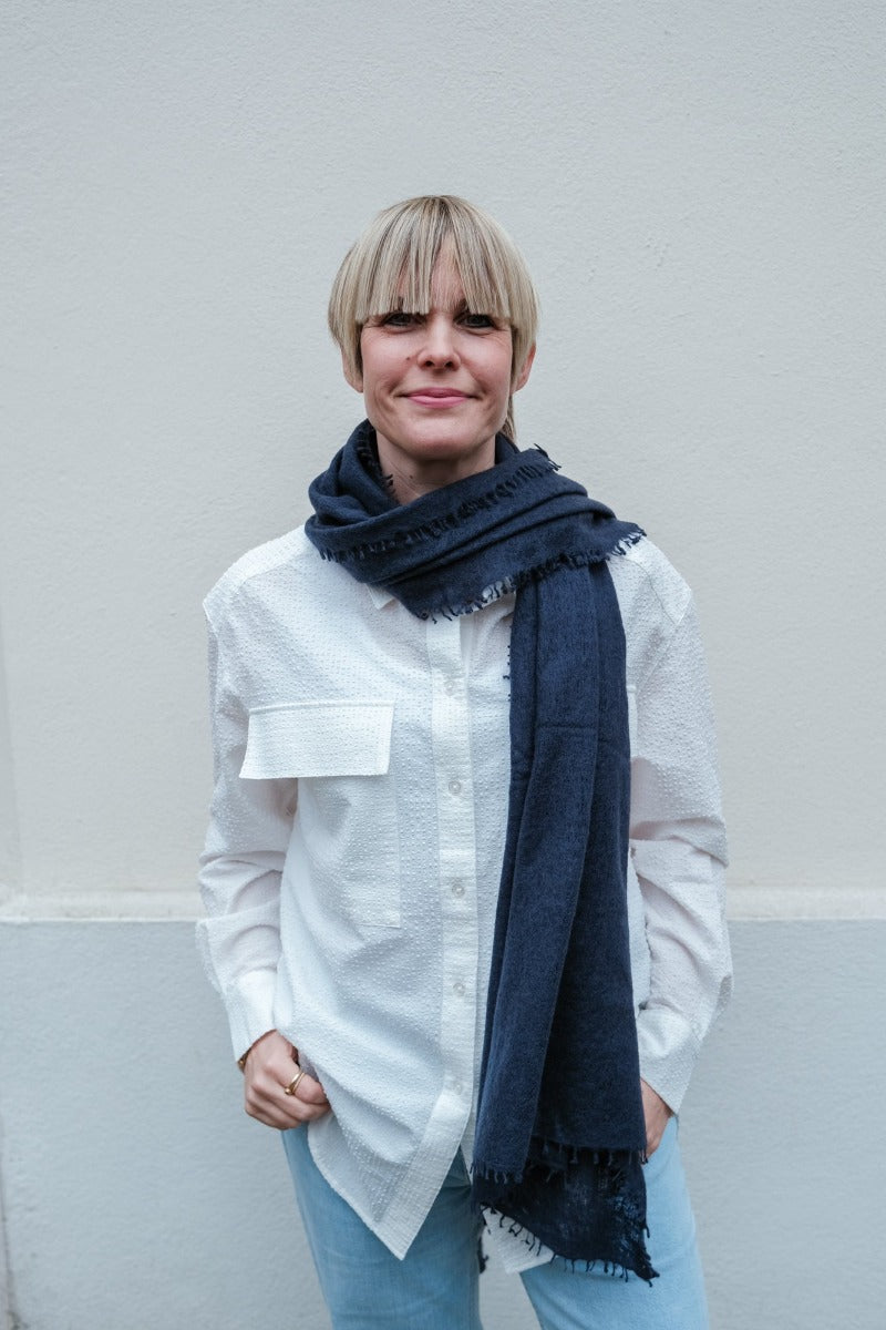 PUR SCHOEN - Kaschmirschal "247-4031" in Navy Dark